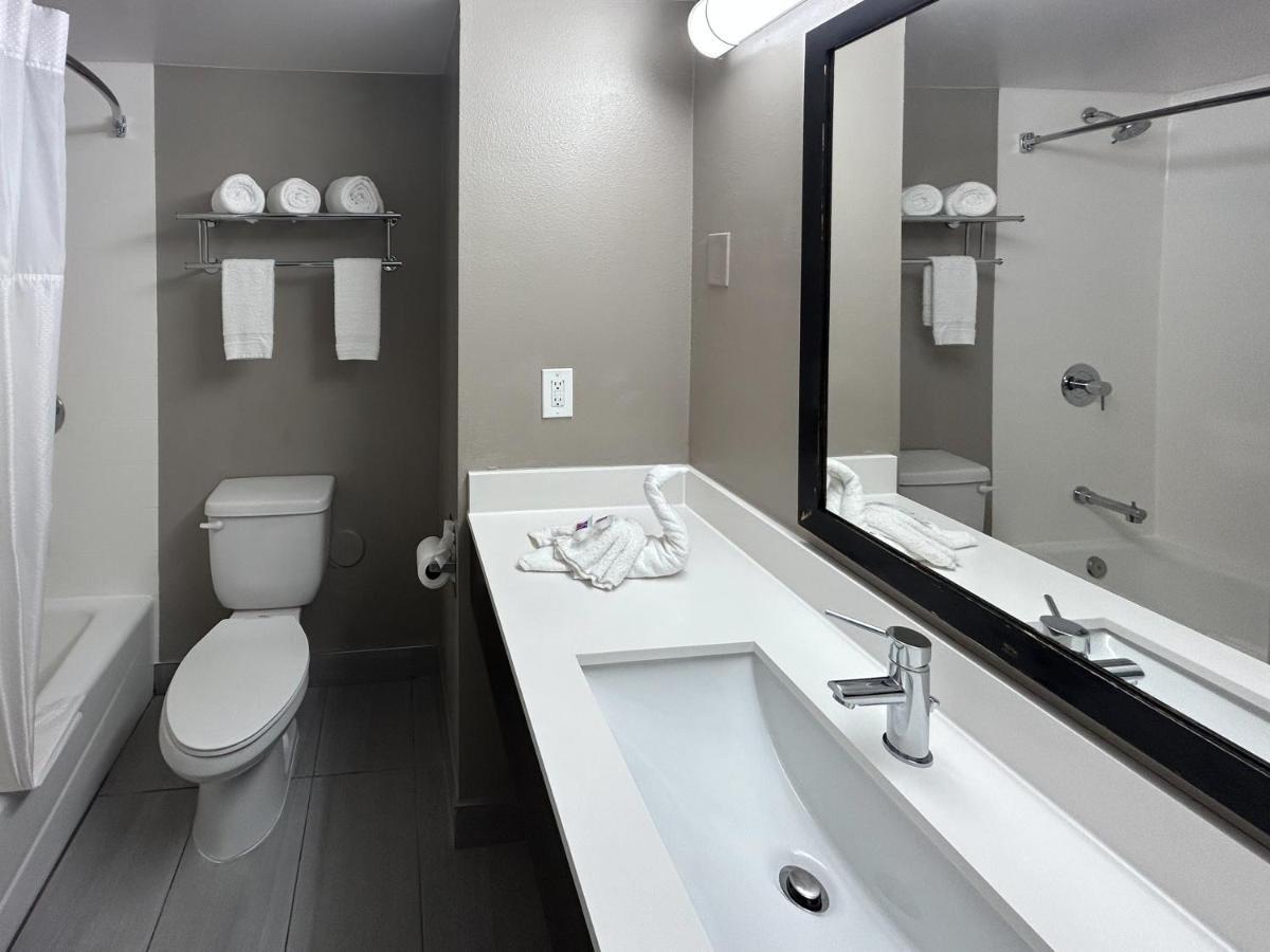 Studio 6 Suites Carson, Ca Экстерьер фото