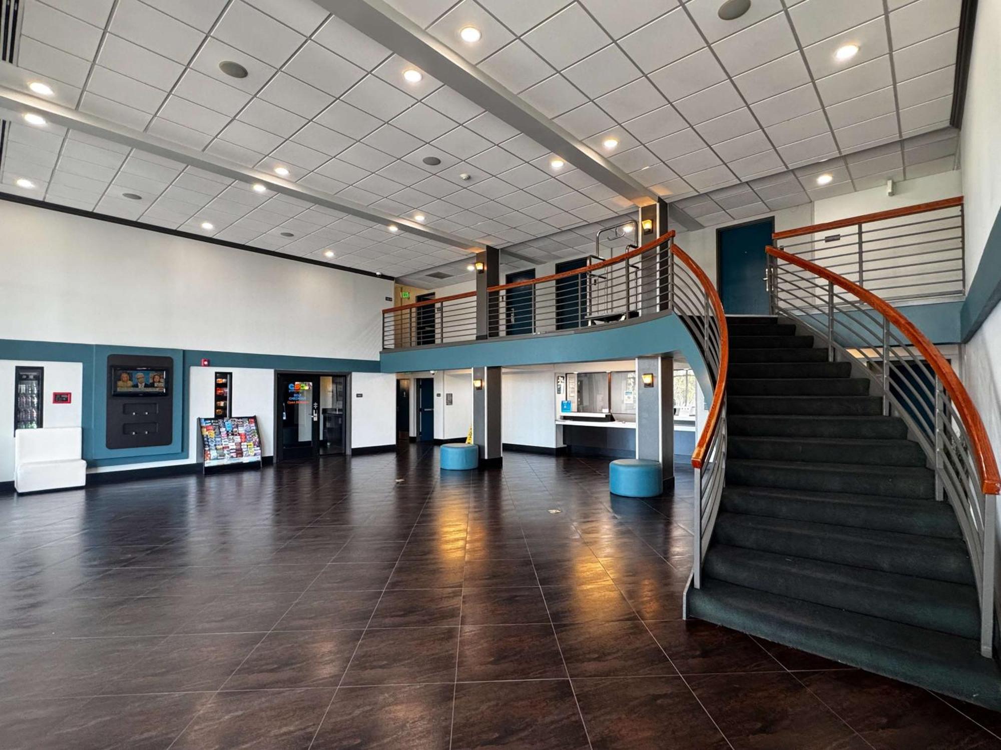 Studio 6 Suites Carson, Ca Экстерьер фото